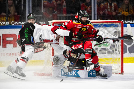 Örebros Emil Larsson och Luleås Jack Connolly
