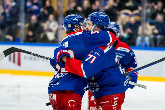 Oskarshamns Viktor Lodin jublar