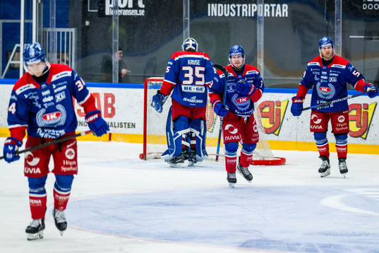 Oskarshamns Niclas Burström och Anton Mylläri deppar