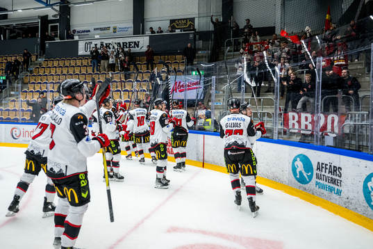 Malmö spelare jublar