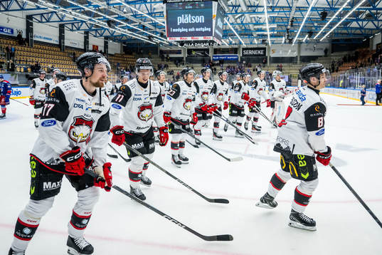 Malmö spelare jublar