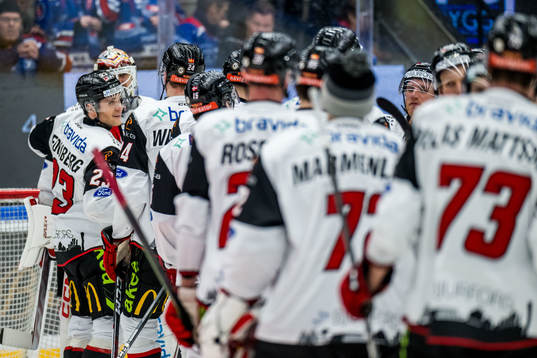 Malmö spelare jublar