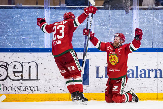 Moras Daniel Ljunggren jublar