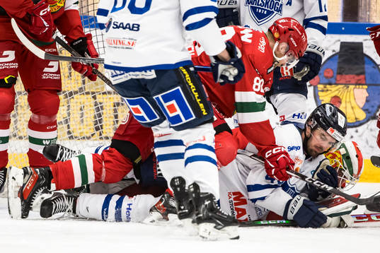 Moras Roope Laavainen och Karlskogas Kalle Jellvert