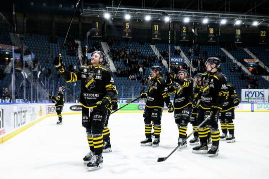 AIKs Hampus Falk jublar