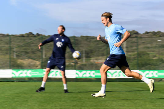 Bläddra bland fler bilder av Fotboll, Allsvenskan, Malmö FF, Träning 