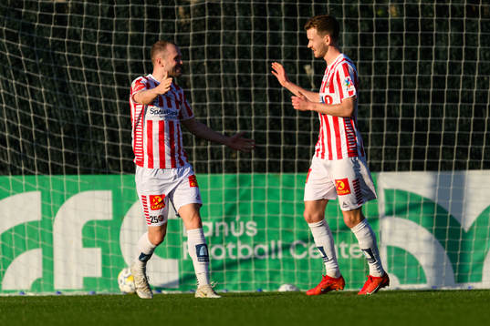 Of Tromsø players celebrate 4-2