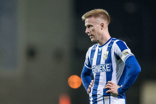 Oscar Wendt of IFK Göteborg looks dejected