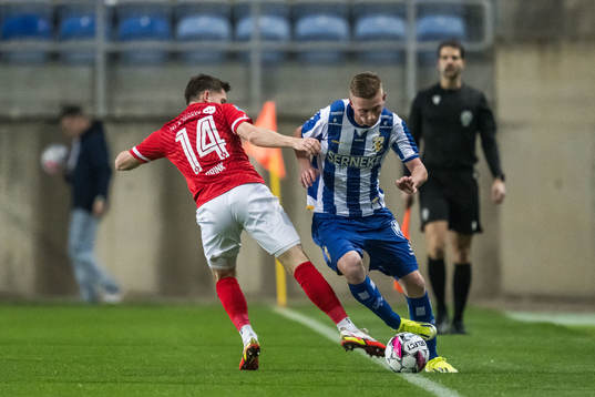 Mark Brink of Silkeborg and Benjamin Brantlind of IFK