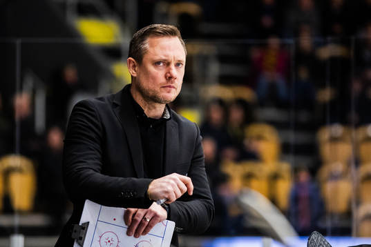 Västerås tränare Karl Helmersson