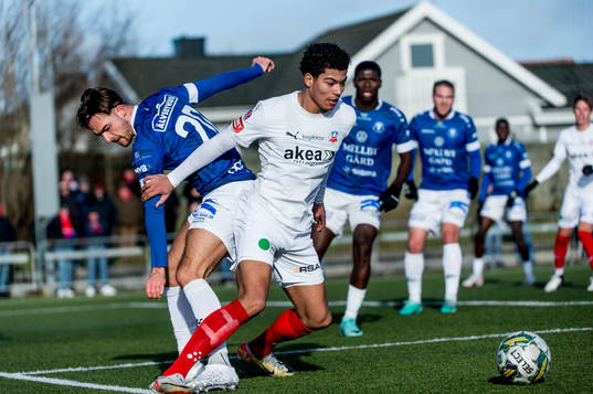 Helsingborgs Milan Silva Rasmussen och Trelleborgs Felix