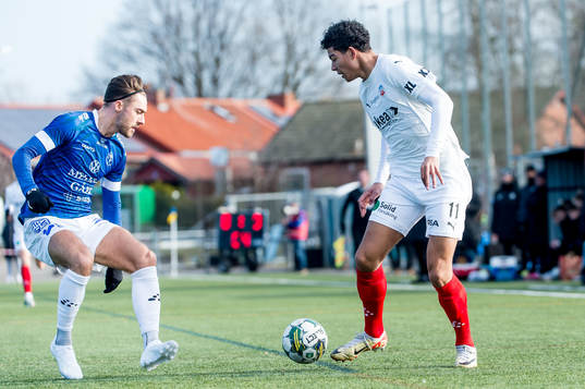 Trelleborgs Felix Hörberg och Helsingborgs Milan Silva