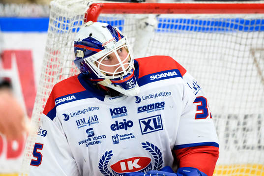 Oskarshamns målvakt Emil Kruse
