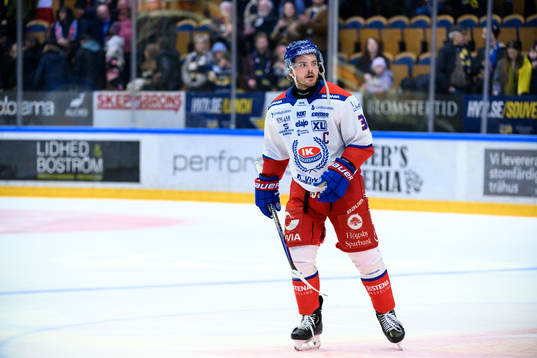 Oskarshamns Oscar Engsund deppar