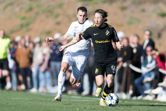 Ivan Milosavljevic of FK TSC Backa Topola and Axel