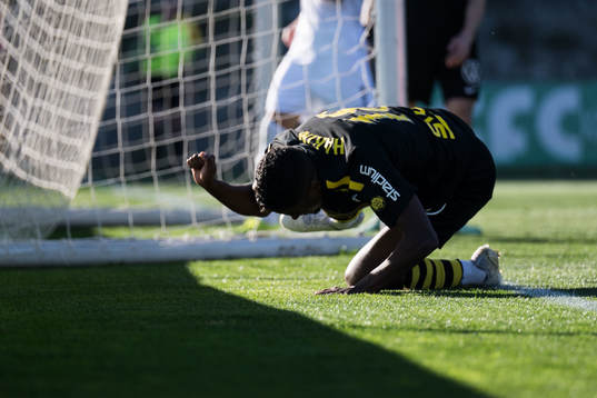 Abdihakin Ali of AIK looks dejected