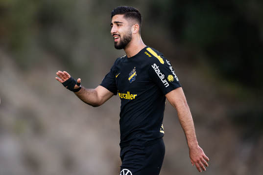 Ahmad Faqa of AIK reacts