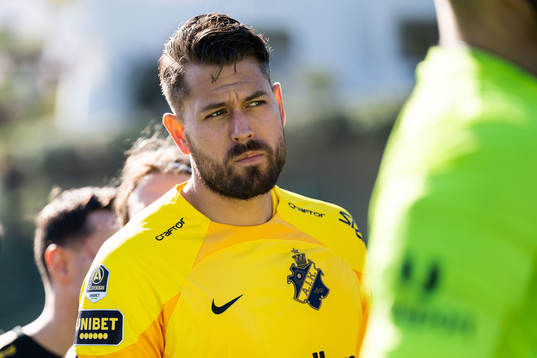 Goalkeeper Kristoffer Nordfeldt of AIK