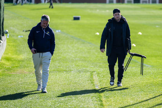 Sports director Thomas Berntsen and John Guidetti of AIK