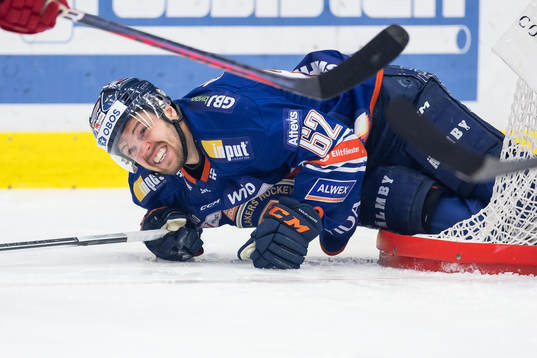 Växjös Manuel Ågren har ont