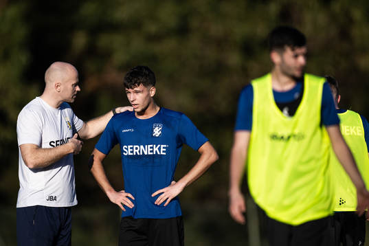 Tränare Jens Berthel Askou och Lion Beqiri