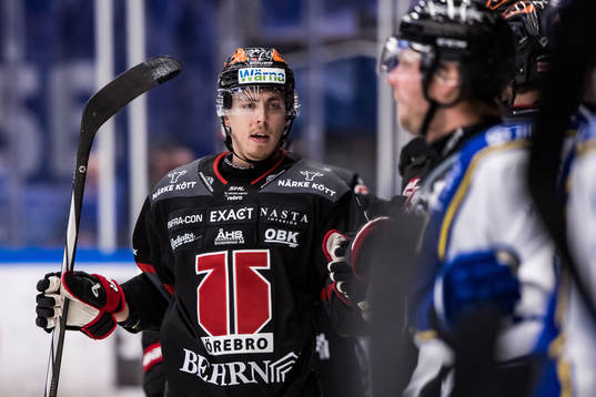 Örebros Samuel Johannesson jublar