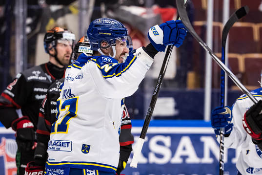 Leksands Marek Hrivik jublar