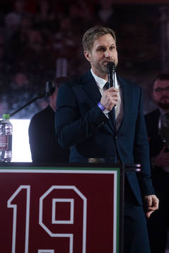 Markus Näslund hyllas