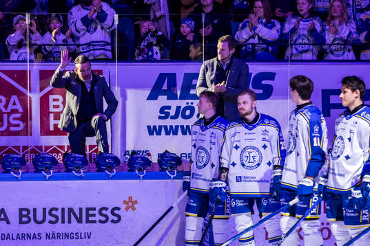 Leksands tränare Charles Berglund innan ishockeymatchen i
