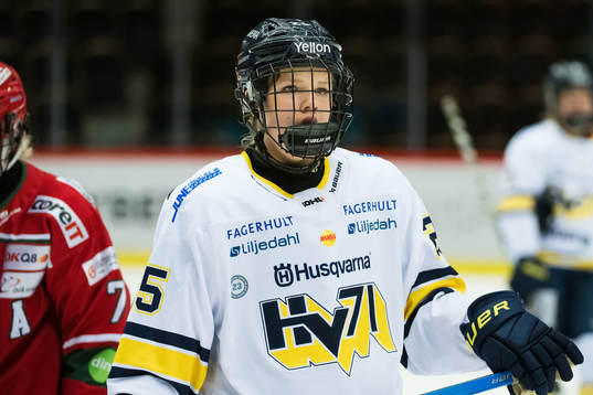 HV71s Alva Johansson deppar