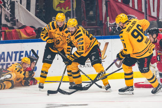 Skellefteås Linus Lindström, Arvid Lundberg och Rickard