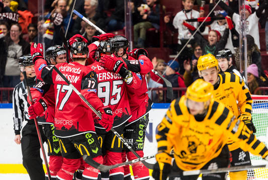 Malmö Redhawks Lauri Pajuniemi jublar