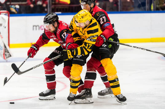 Malmö Redhawks Johan Ivarsson och Robin Alvarez och