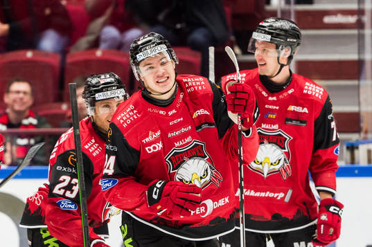 Malmö Redhawks Anton Wahlberg jublar
