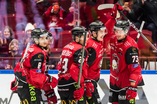 Malmö Redhawks Anton Wahlberg jublar