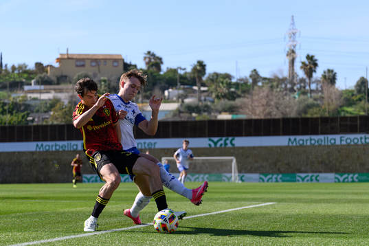 Cody Baker of Seattle Sounders FC and Isak Andri