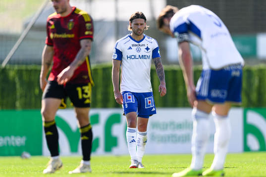 Arnor Traustason of IFK Norrköping looks dejected