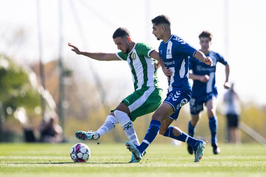 Abdelrahman Boudah Saidi of Hammarby and Aimar Sher of