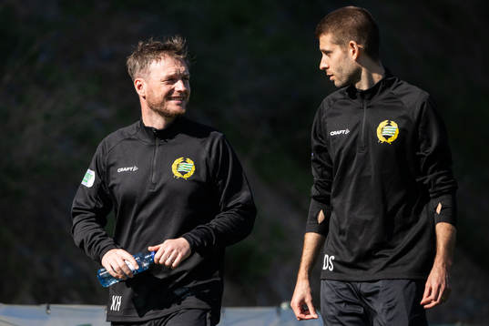 Head coach Kim Hellberg and assistant coach David Selini of