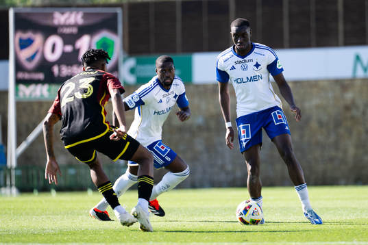 Isak Ssewankambo and Yahya Kalley of IFK Norrköping