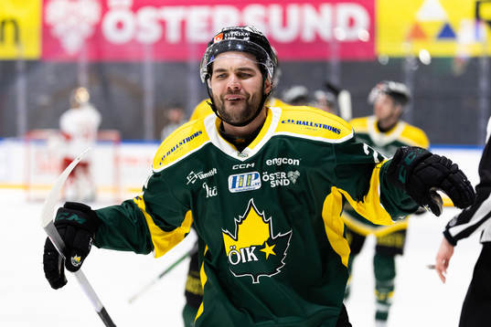 Östersunds Carl Skärström jublar