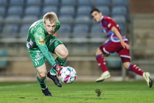 Goalkeeper Isak Pettersson of Elfsborg