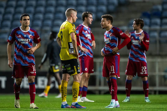 Sebastian Holmén of Elfsborg and Jordan Larsson of FC