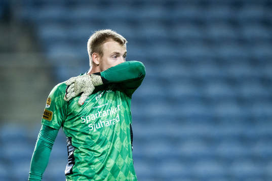 Goalkeeper Isak Pettersson of Elfsborg