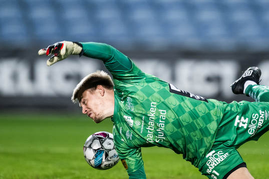 Goalkeeper Isak Pettersson of Elfsborg