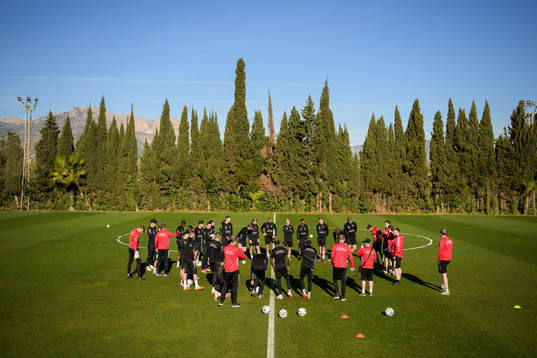 Under en fotbollsträning med GAIS