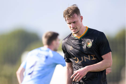 Alexander Ahl Holmström of GAIS celebrates