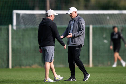 AIKs sportchef Thomas Berntsen and tränare Henning Berg