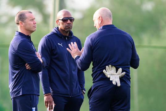 Malmö FFs sportchef Daniel Andersson, scout Jeffrey Aubynn