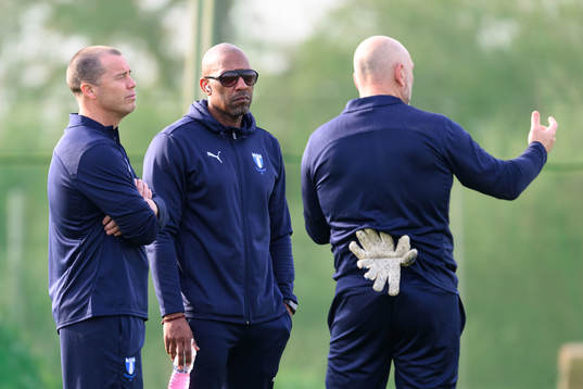 Malmö FFs sportchef Daniel Andersson, scout Jeffrey Aubynn